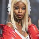 Hung Black Shemale Top or Bottom for Hilo Gentleman ๐