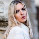 Gloria Hilo trans escort has a secret in her panties!! ๐ญ